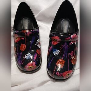 Ingaro Floral Brandy Clogs